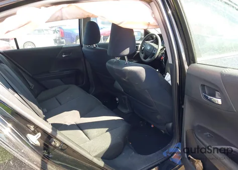 2015 Honda Accord Lx z USA, uszkodzony, nr VIN 1HGCR2F39FA005377